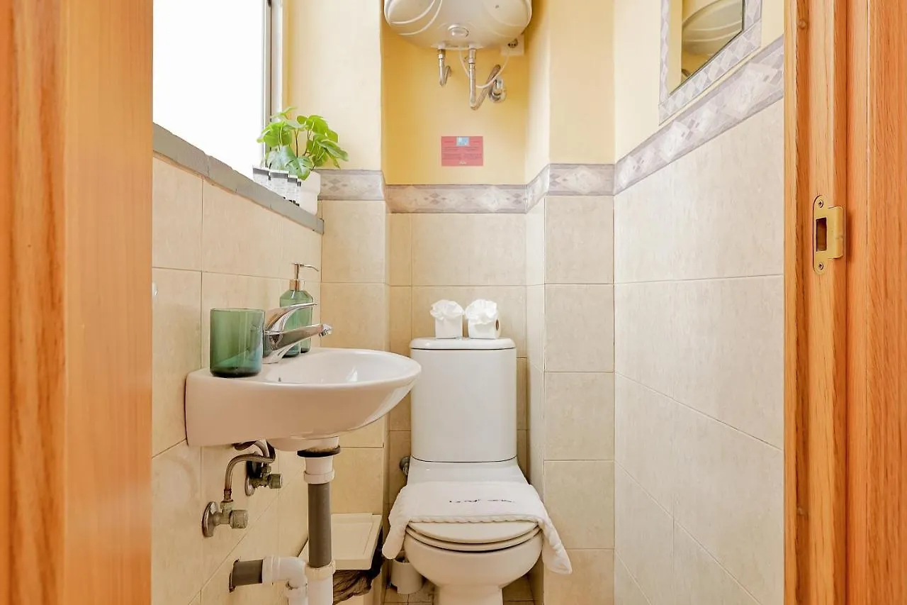 C10 Spacious 5 Bedroom In Soho Malaga 0*,  Spain