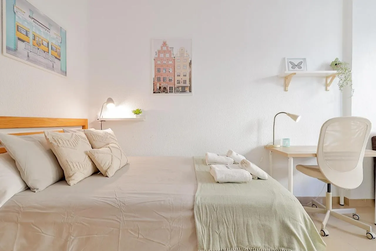 C10 Spacious 5 Bedroom In Soho Malaga Spain