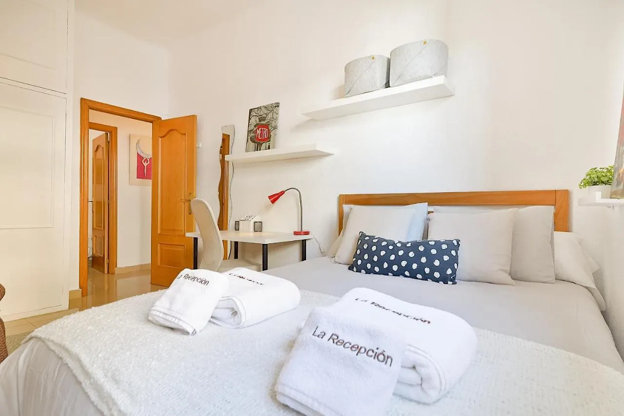 C10 Spacious 5 Bedroom In Soho Malaga Apartment