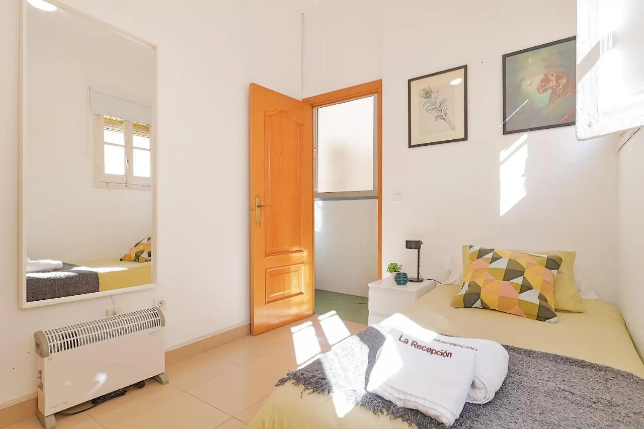 C10 Spacious 5 Bedroom In Soho Malaga